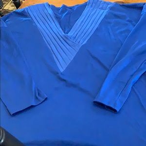 XL blue top